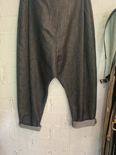 Pantalón boyfriend choco